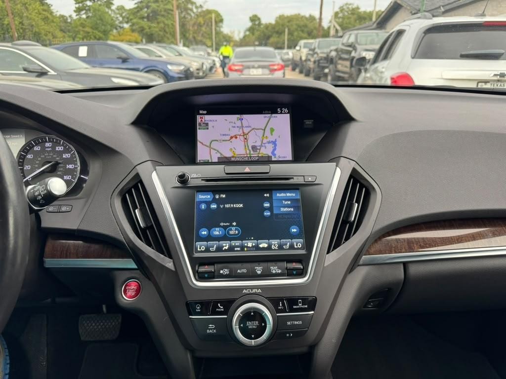 Acura MDX Vehicle Full-screen Gallery Image 24