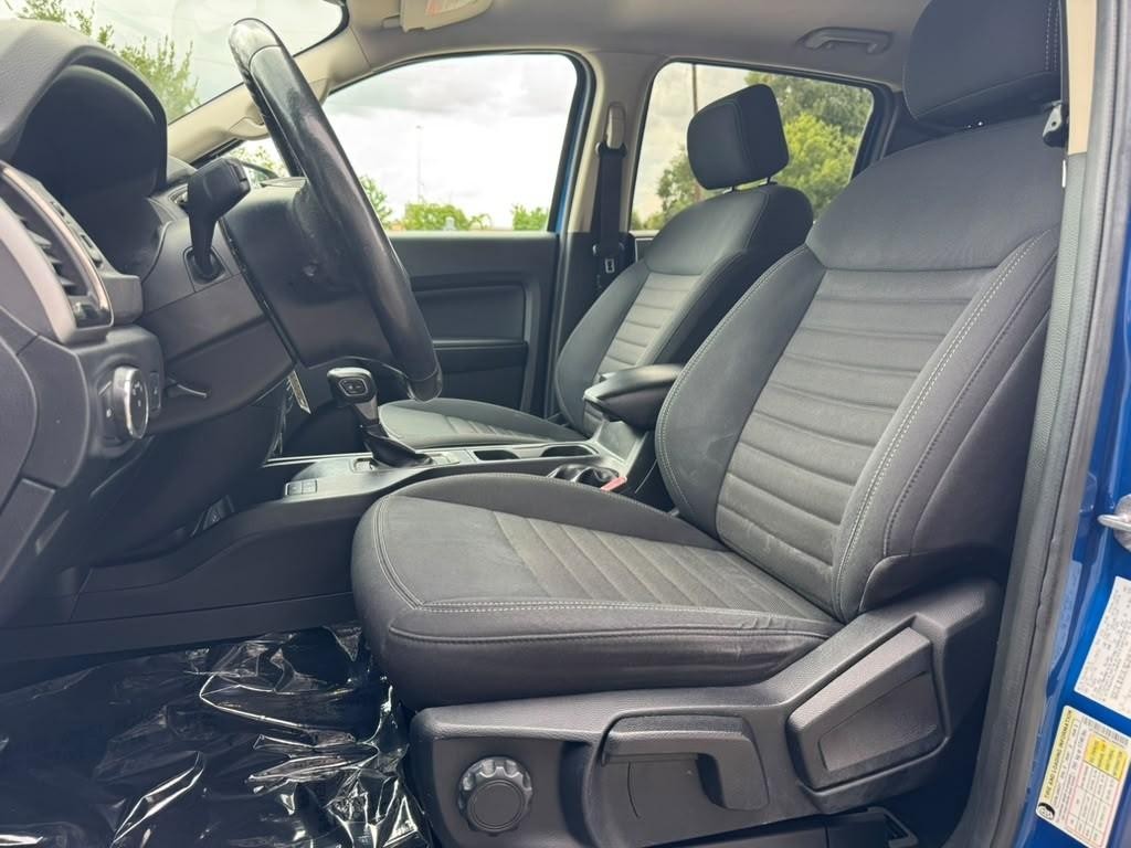 Ford Ranger Vehicle Full-screen Gallery Image 11