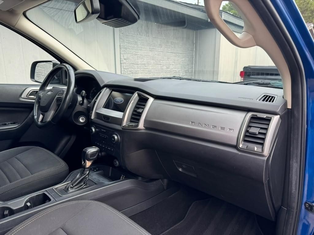 Ford Ranger Vehicle Full-screen Gallery Image 13