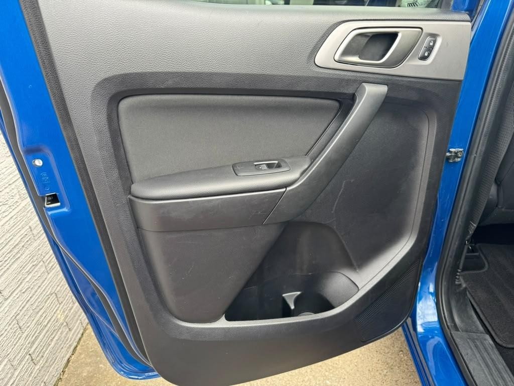 Ford Ranger Vehicle Full-screen Gallery Image 19