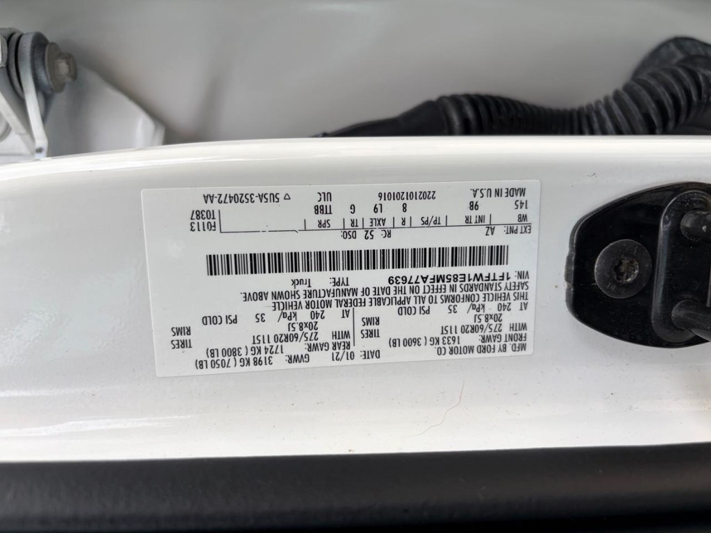 Ford F-150 Vehicle Full-screen Gallery Image 29