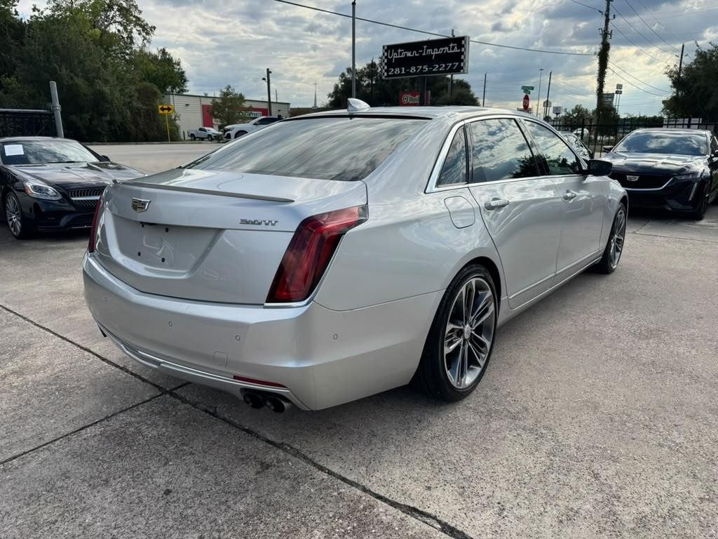 Cadillac CT6 Vehicle Full-screen Gallery Image 06