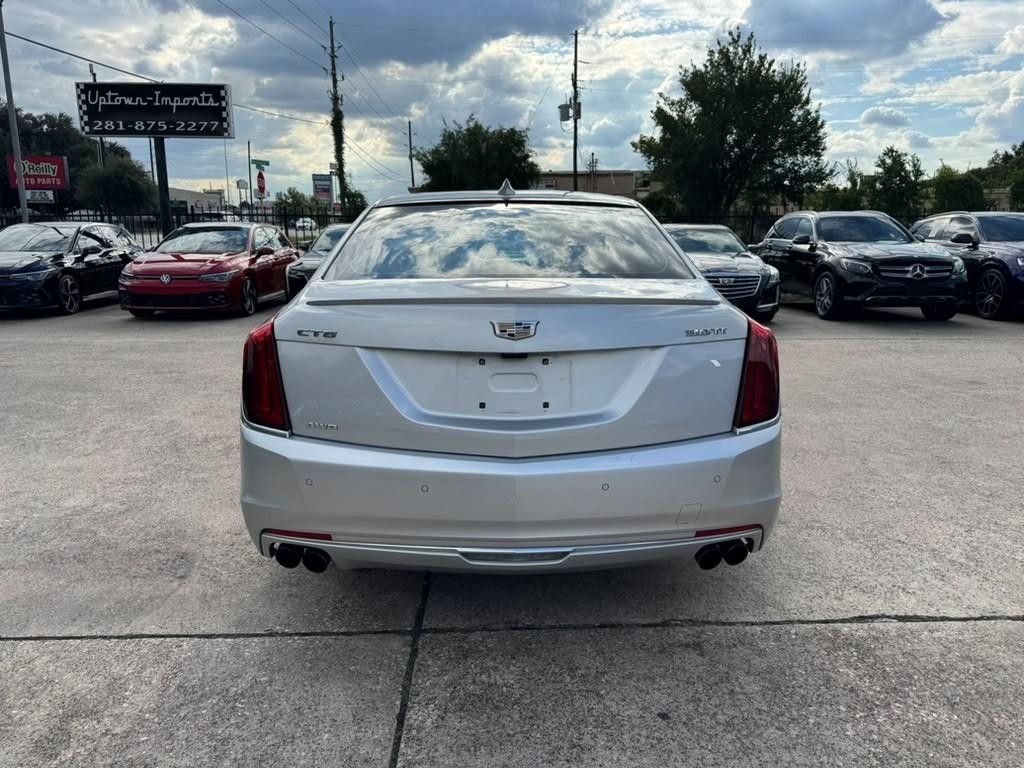 Cadillac CT6 Vehicle Full-screen Gallery Image 07