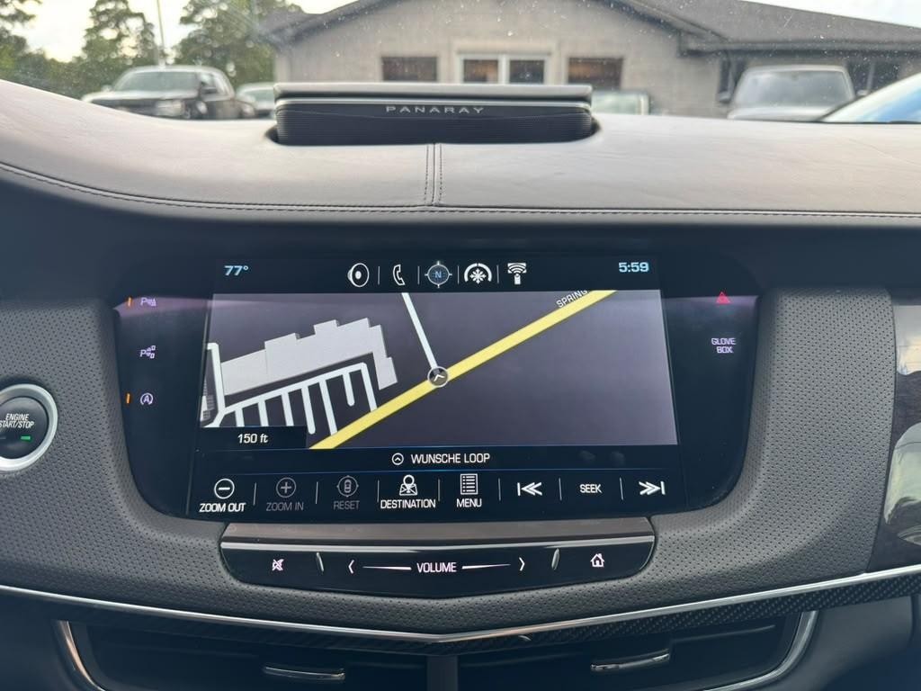 Cadillac CT6 Vehicle Full-screen Gallery Image 24