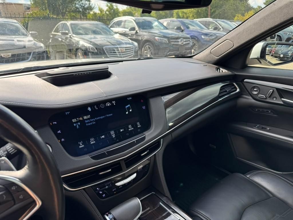 Cadillac CT6 Vehicle Full-screen Gallery Image 26