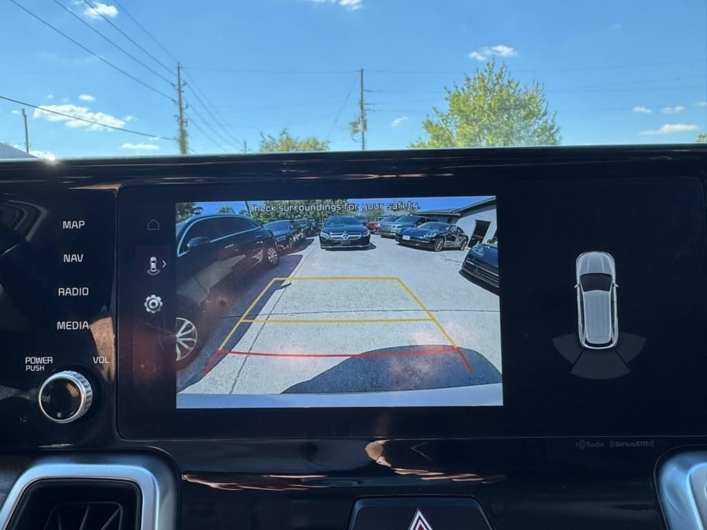 Kia Sorento Vehicle Full-screen Gallery Image 25