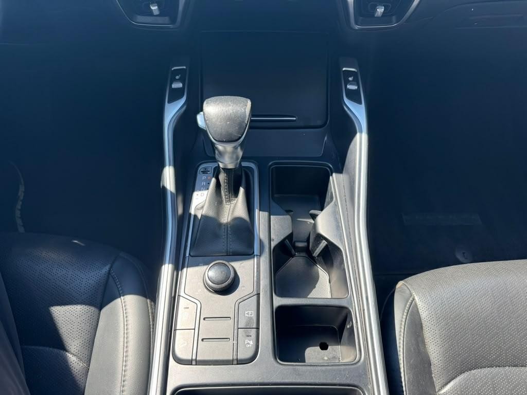 Kia Sorento Vehicle Full-screen Gallery Image 27