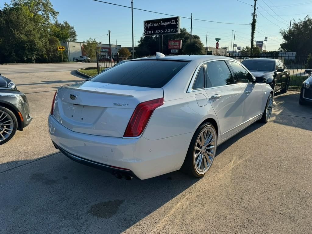Cadillac CT6 Vehicle Full-screen Gallery Image 06