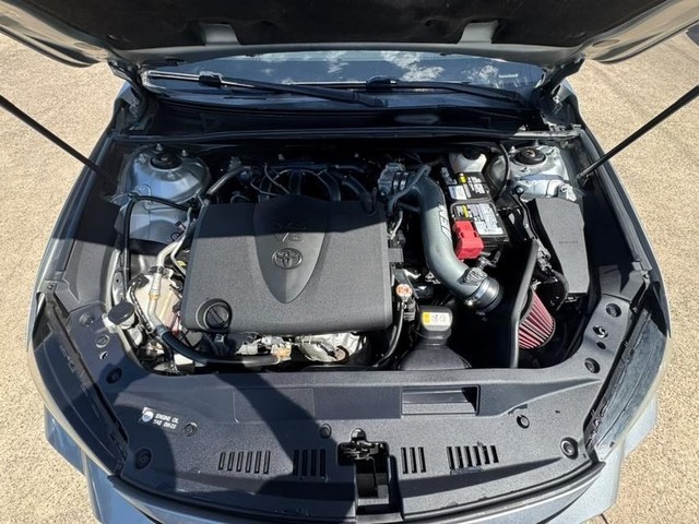 Toyota Avalon Vehicle Full-screen Gallery Image 28