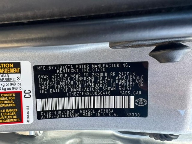 Toyota Avalon Vehicle Full-screen Gallery Image 29
