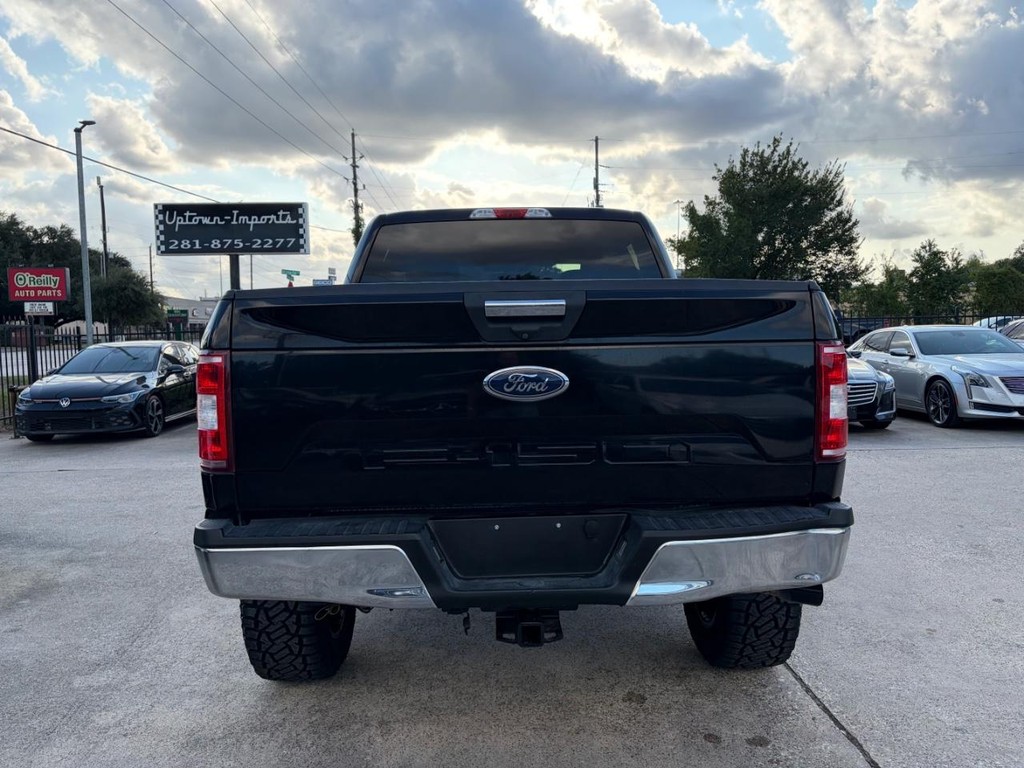 Ford F-150 Vehicle Full-screen Gallery Image 07