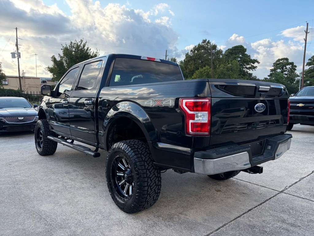 Ford F-150 Vehicle Full-screen Gallery Image 08