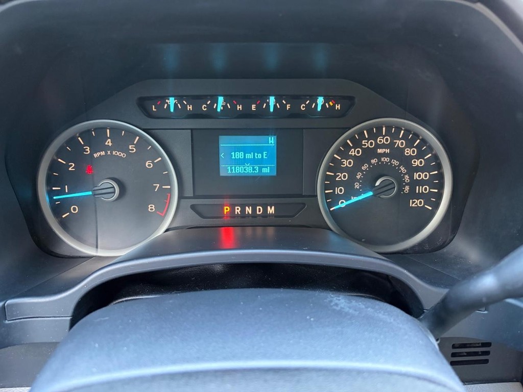 Ford F-150 Vehicle Full-screen Gallery Image 20
