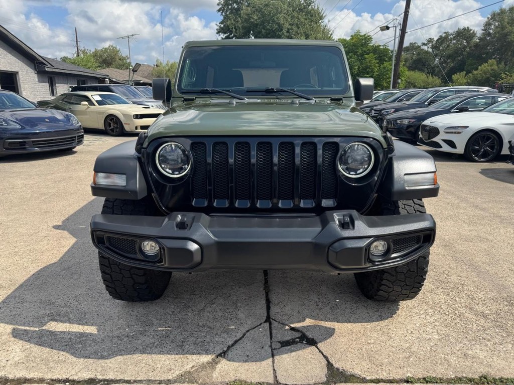 Jeep Wrangler Vehicle Full-screen Gallery Image 02