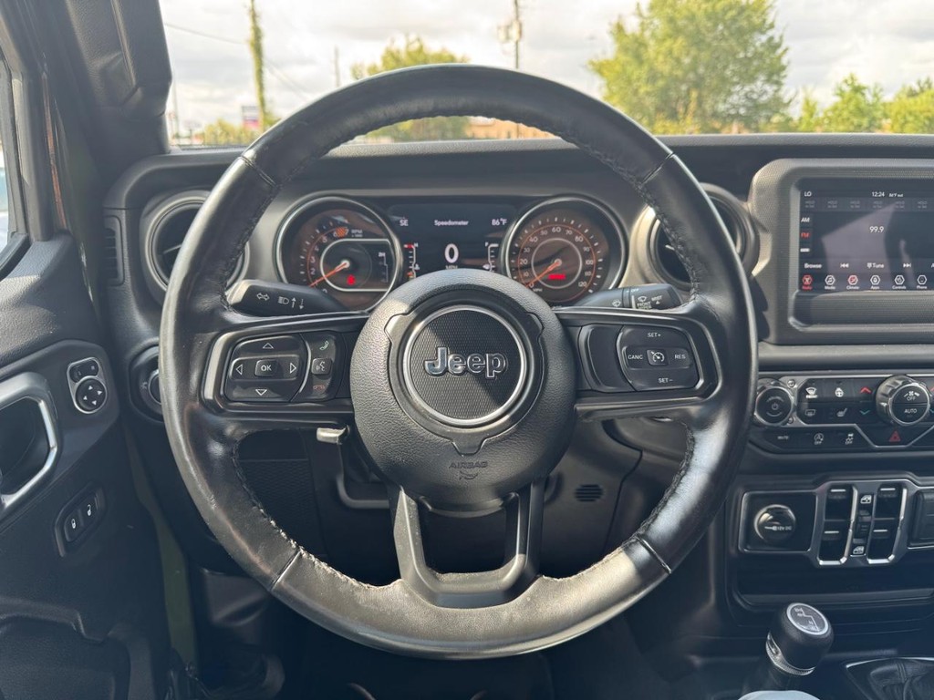 Jeep Wrangler Vehicle Full-screen Gallery Image 20