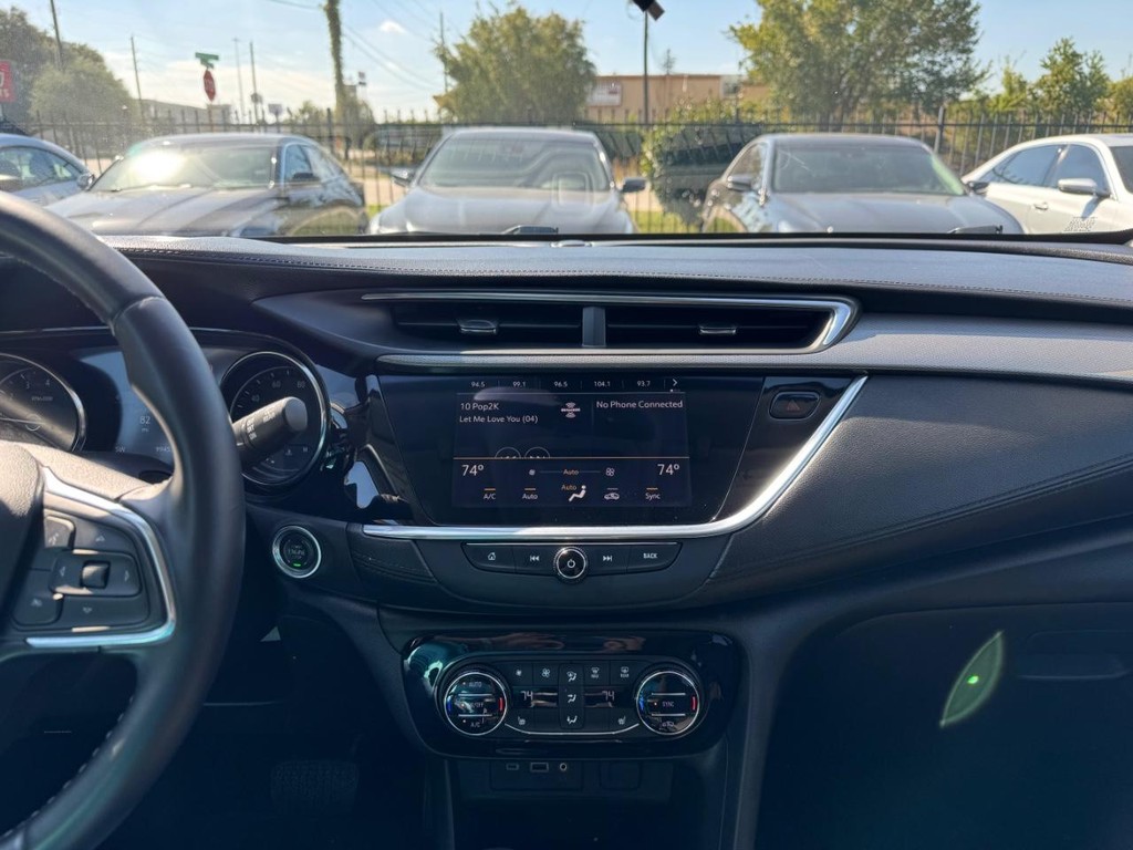 Buick Encore GX Vehicle Full-screen Gallery Image 24