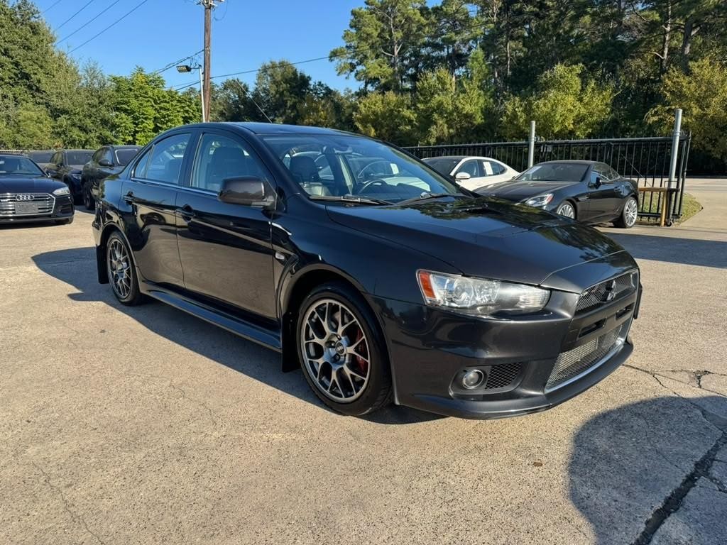 Mitsubishi Lancer Vehicle Full-screen Gallery Image 04