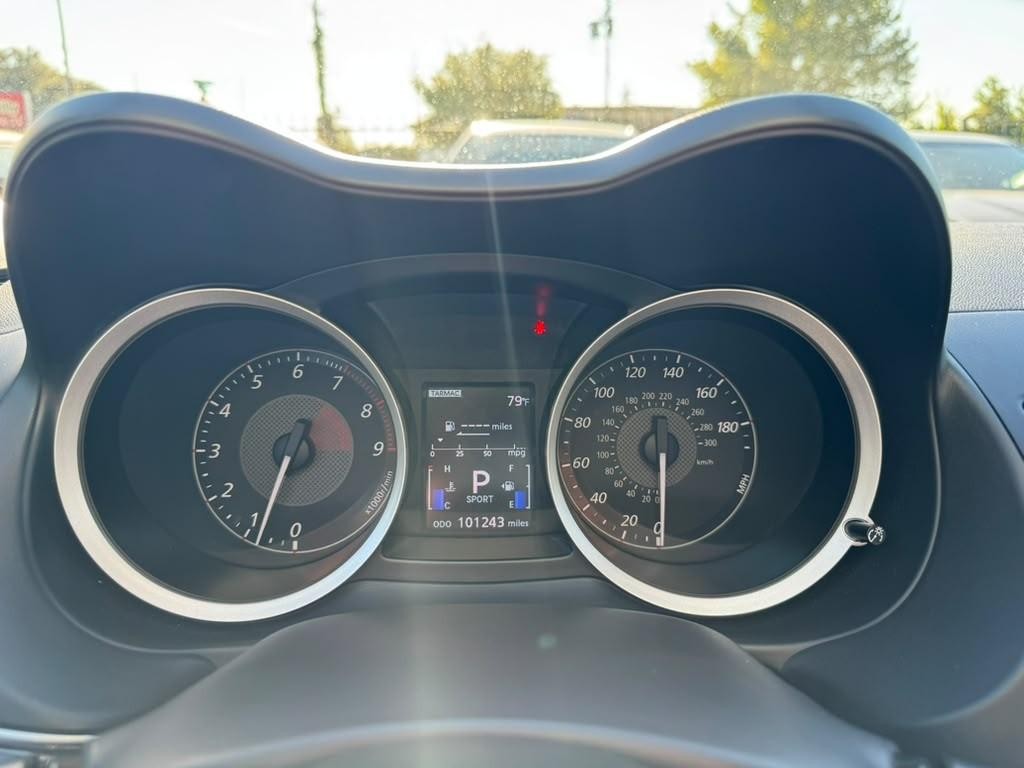Mitsubishi Lancer Vehicle Full-screen Gallery Image 21