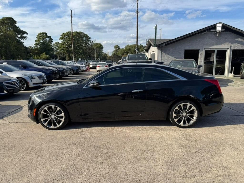 Cadillac ATS Coupe Vehicle Full-screen Gallery Image 09