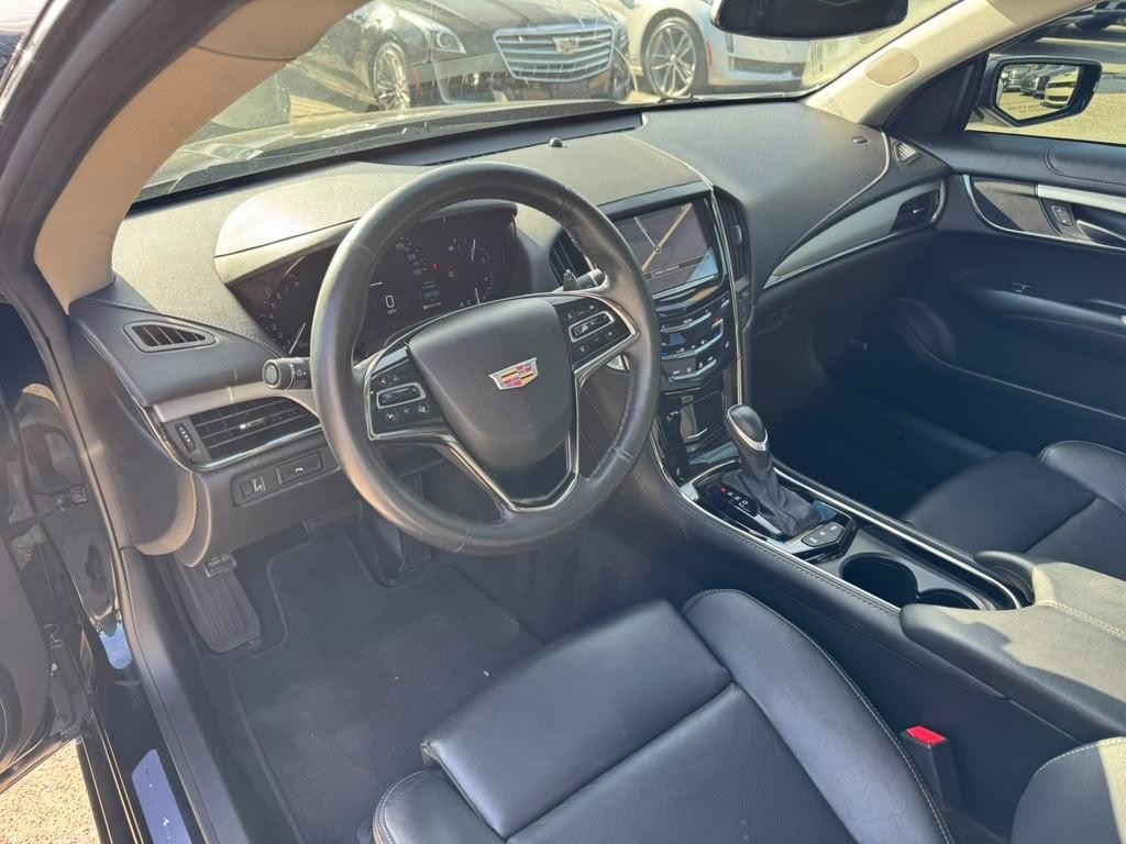 Cadillac ATS Coupe Vehicle Full-screen Gallery Image 10