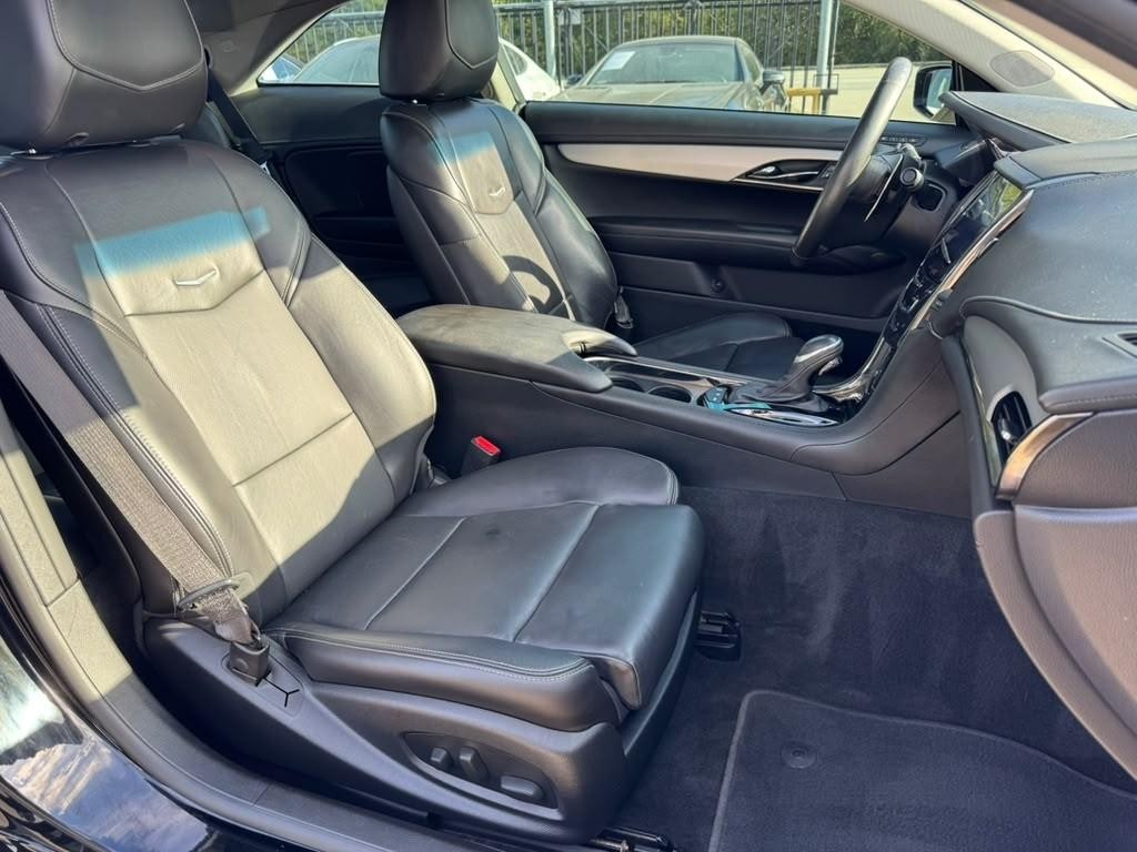 Cadillac ATS Coupe Vehicle Full-screen Gallery Image 14