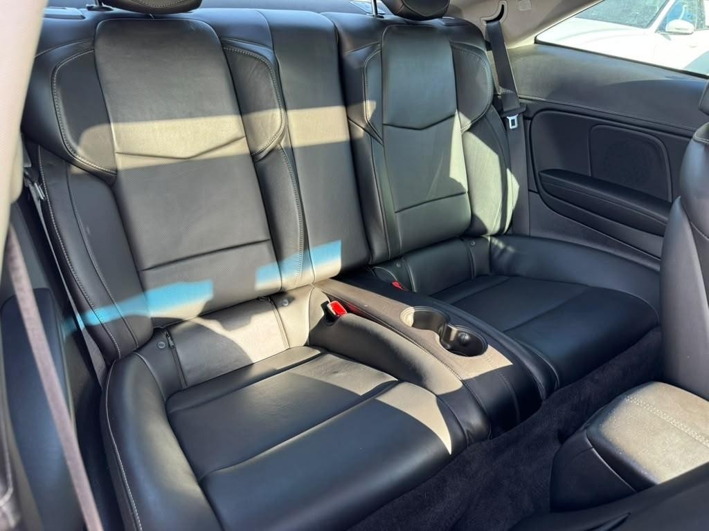 Cadillac ATS Coupe Vehicle Full-screen Gallery Image 16