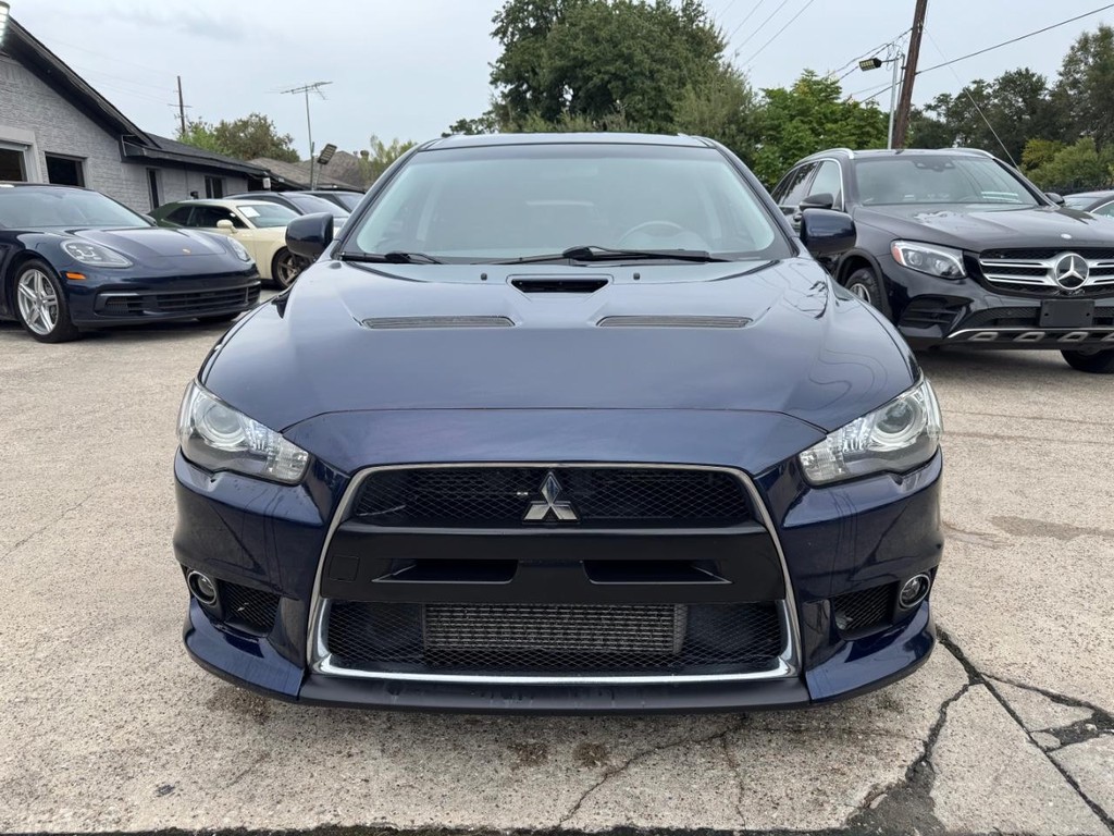Mitsubishi Lancer Evolution Vehicle Full-screen Gallery Image 02