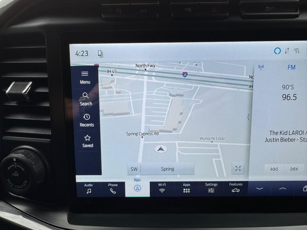 Ford F-150 Vehicle Full-screen Gallery Image 24