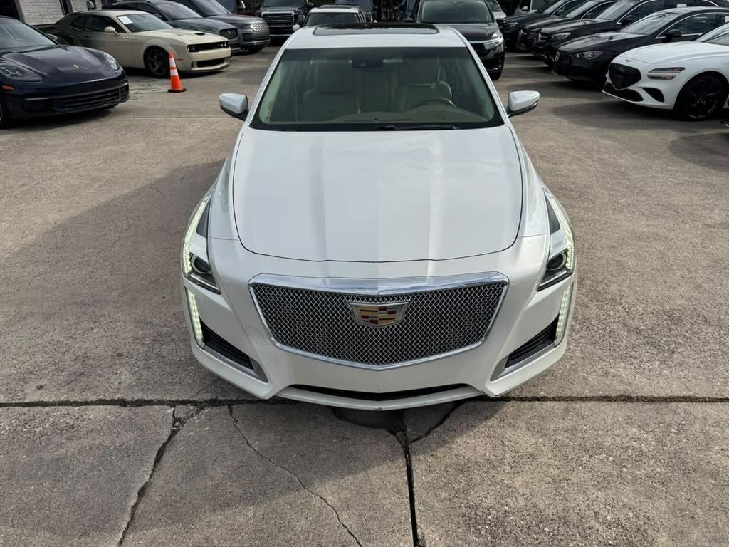 Cadillac CTS Sedan Vehicle Full-screen Gallery Image 03