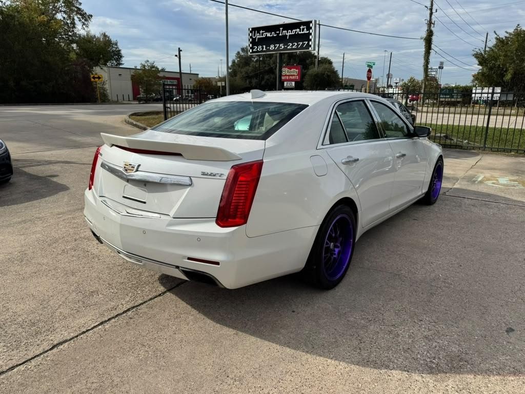 Cadillac CTS Sedan Vehicle Full-screen Gallery Image 06