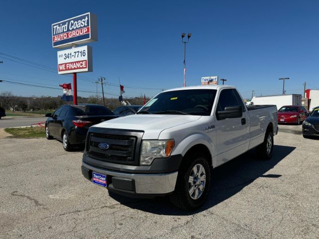 Ford F-150 XLT 8-ft. Bed 2WD - 2013 Ford F-150 XLT 8-ft. Bed 2WD - 2013 Ford XLT 8-ft. Bed 2WD