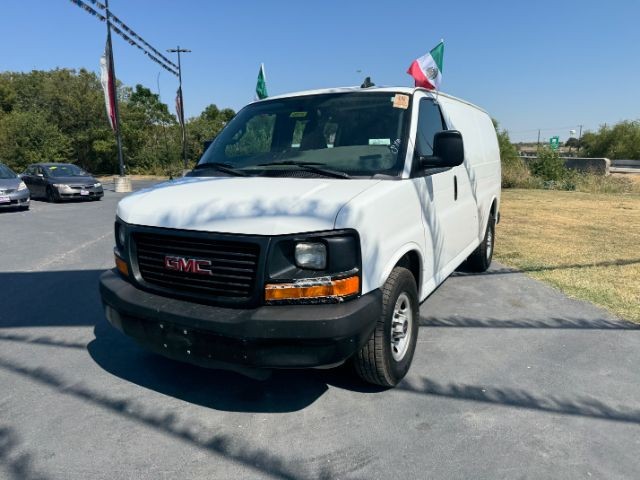 more details - gmc savana cargo van