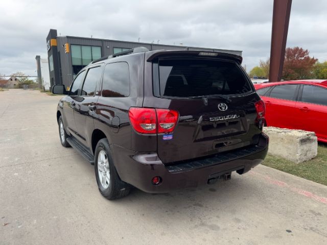 Toyota Sequoia Vehicle Full-screen Gallery Image 05