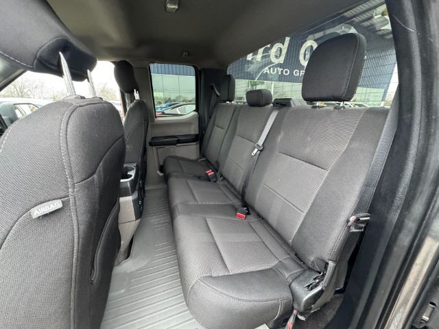 Ford F-150 Vehicle Full-screen Gallery Image 07