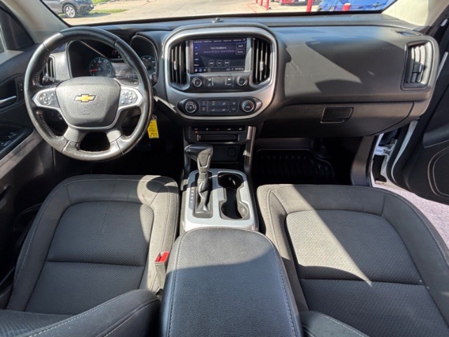 Chevrolet Colorado Vehicle Full-screen Gallery Image 12