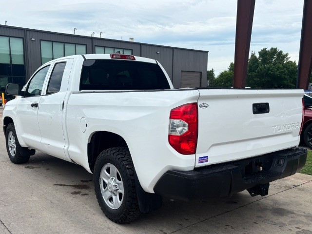 Toyota Tundra 2WD Vehicle Full-screen Gallery Image 03