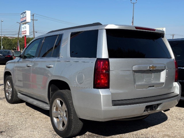 Chevrolet Tahoe Vehicle Full-screen Gallery Image 02