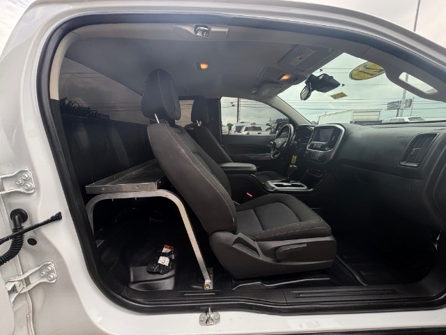 Chevrolet Colorado Vehicle Full-screen Gallery Image 06