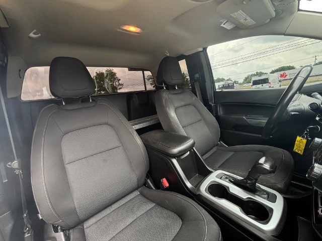 Chevrolet Colorado Vehicle Full-screen Gallery Image 08