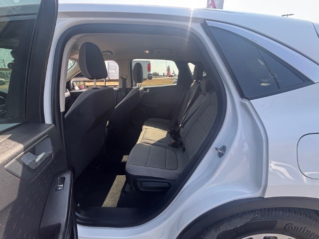 Ford Escape Vehicle Full-screen Gallery Image 03