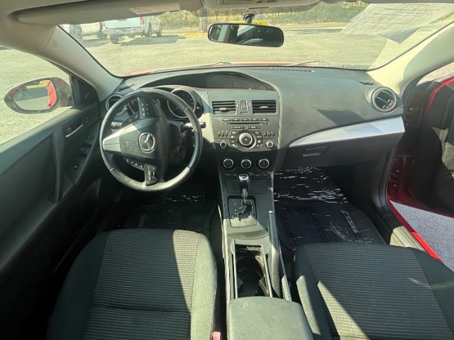 Mazda Mazda3 Hatchback Vehicle Full-screen Gallery Image 04