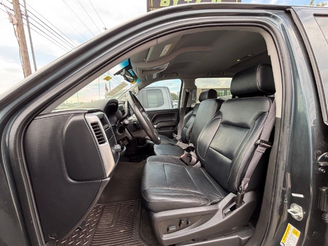 Chevrolet Silverado 1500 Vehicle Full-screen Gallery Image 03