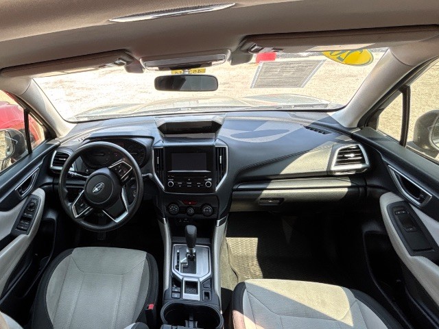 Subaru Forester Vehicle Full-screen Gallery Image 07