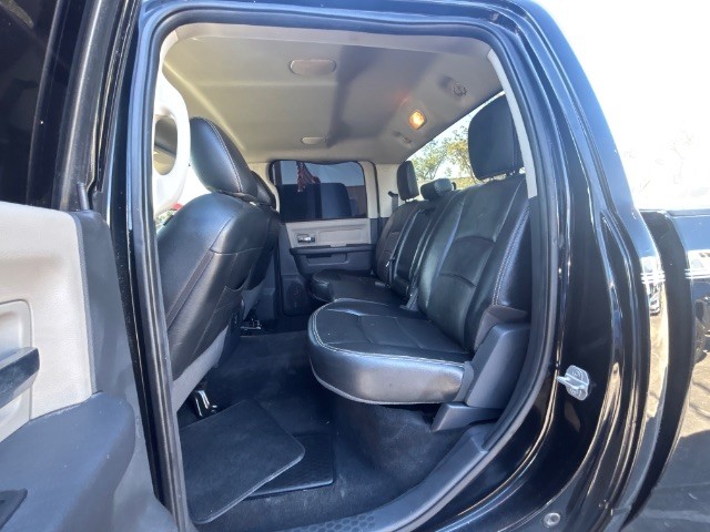 Ford F-150 Vehicle Full-screen Gallery Image 03