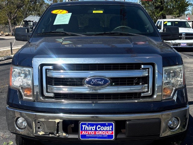 Ford F-150 Vehicle Full-screen Gallery Image 06