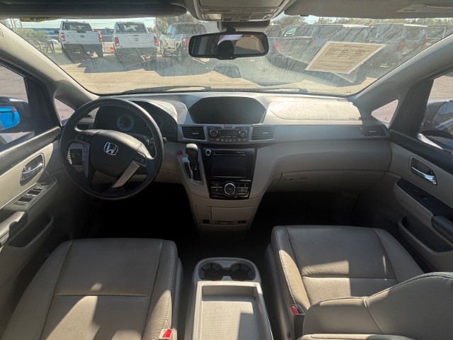 Honda Odyssey Vehicle Full-screen Gallery Image 05