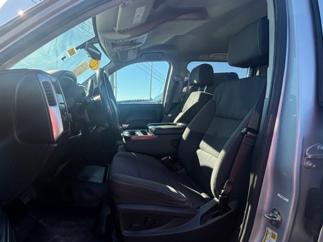 Chevrolet Silverado 1500 Vehicle Full-screen Gallery Image 04