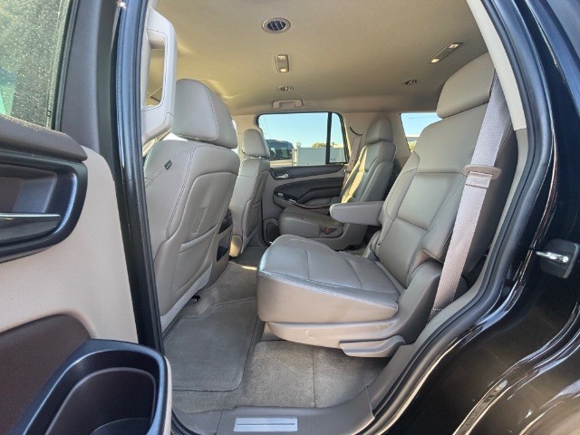 Chevrolet Tahoe Vehicle Full-screen Gallery Image 05