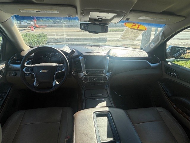 Chevrolet Tahoe Vehicle Full-screen Gallery Image 06