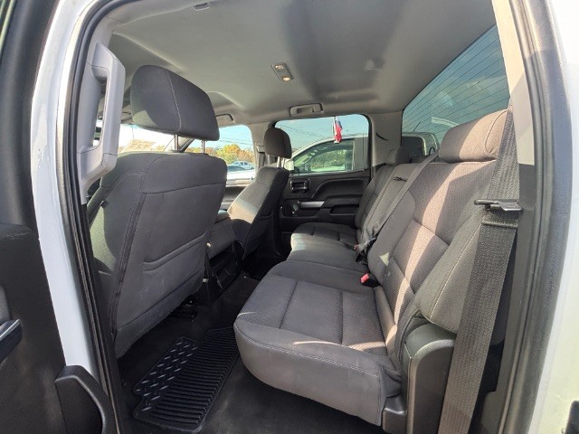 Chevrolet Silverado 1500 Vehicle Full-screen Gallery Image 03